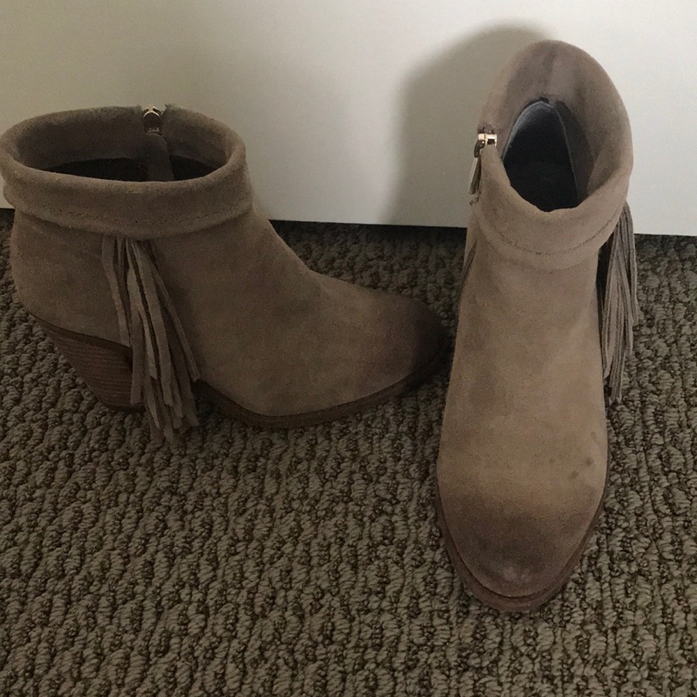 Distressed Western Booties